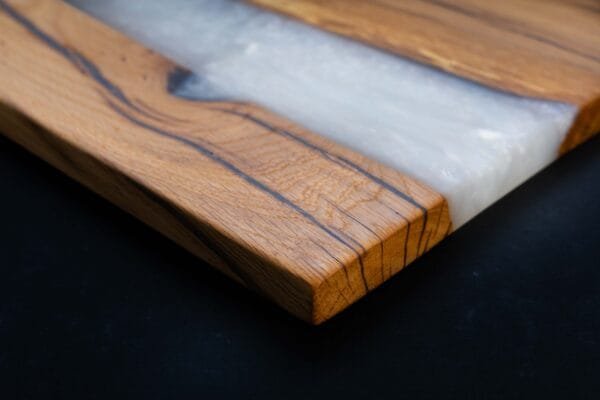 Cutting Board Elm - Image 2
